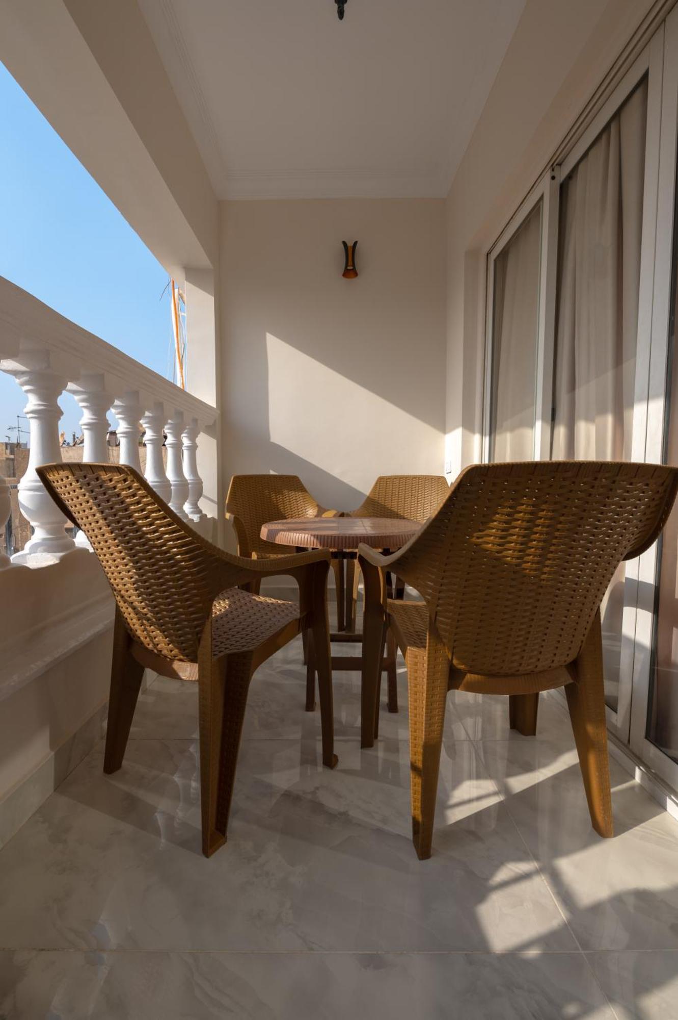 Modern Cozy Sunset Heliopolis Apartment