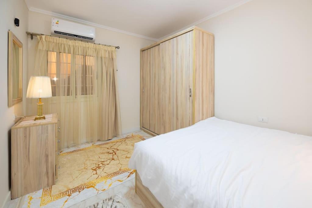 Modern Cozy Sunset Heliopolis *